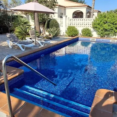 Casa Luna
